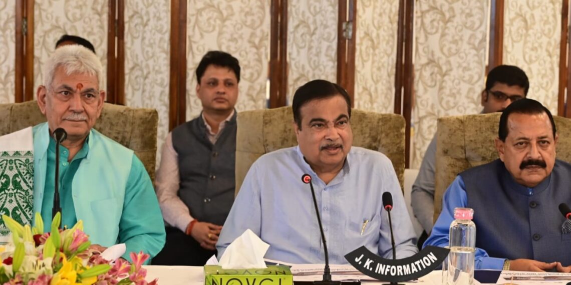 Gadkari chairs review meeting of road & highway projects of J&K at Raj Bhawan