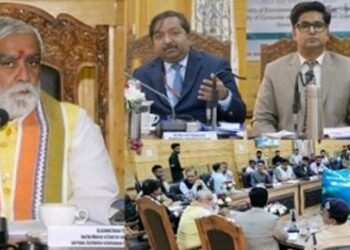 Union MoS, Ashwini Kumar Choubey Visits B’pora, stresses on Eco tourism promotion, Eco Clubs