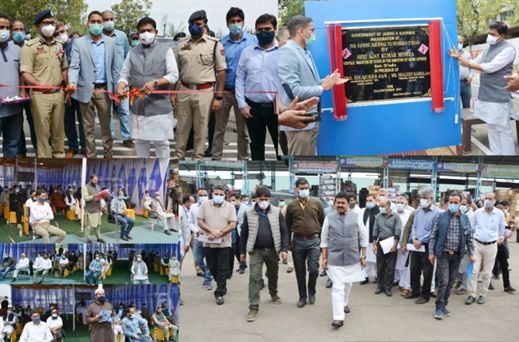 Union MoS Home A K Mishra visits fruit & vegetable mandi Agler