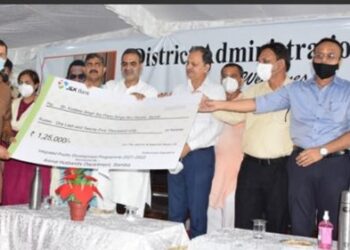 Union MoS Industries & Commerce inaugurates Exhibition cum Sale at Jammu Haat