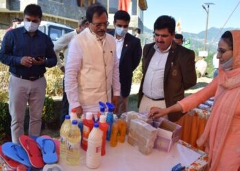 Union MoS Naik arrives at Bhaderwah on his two day visit to Doda distt