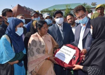 Union MoS Social Justice & Empowerment visits Bandipora, E-inaugurates various projects