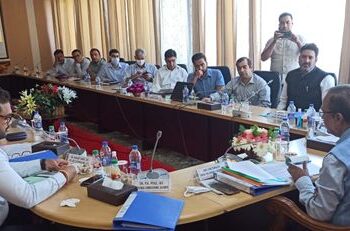 Union MoS, Som Parkash interacts with representatives of Trade bodies