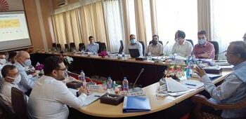 Union MoS, Som Parkash reviews functioning of I&C Deptt.