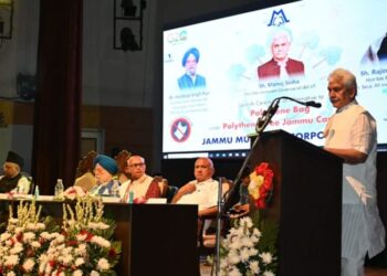 Union Petroleum Minister, LG launch DRDO’s Bioplastic carry bag under Polythene-free Jammu initiative