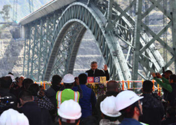 Jammu to have training academy for technical staff, engineers: Union Railways Minister