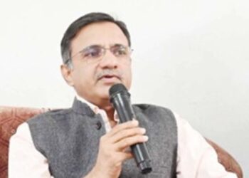 Union Secy Tribal Affairs tours Shopian, interacts with tribal population