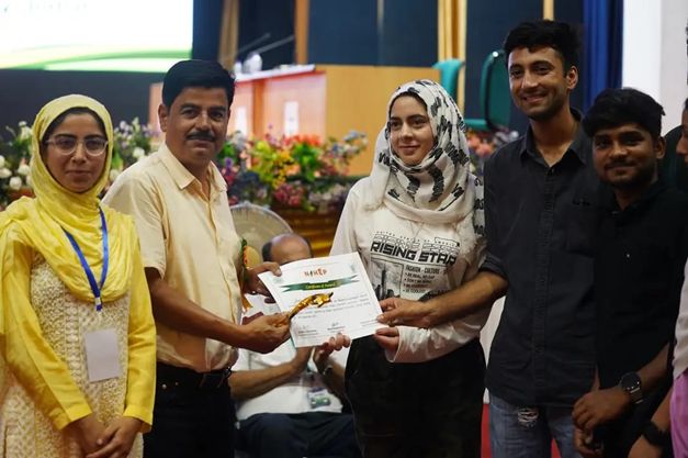VC AAU, Dr Deka, felicitates winning SKUAST-K student team at Assam Agricultural University conclave