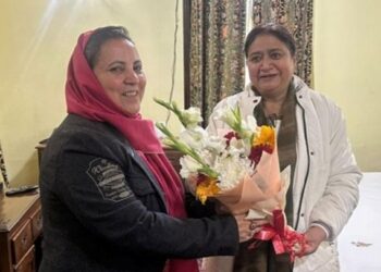 VC KU Prof Nilofer Khan calls on Minister for Higher Education