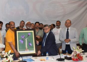 VC NITI Aayog meets stakeholders; listens to their views, ideas for Viksit Bharat
