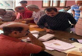 In a first, Voter cards being provided to Kashmiri Migrants at their doorsteps in Jammu