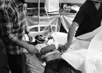 Labour dies in accident Near Rainbow school in Shopian