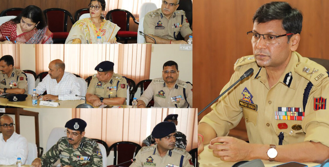 ADGP Reviews Security In Run Up To I-Day, Asks To Work For Mitigating Threat Of Latest Terror Trends