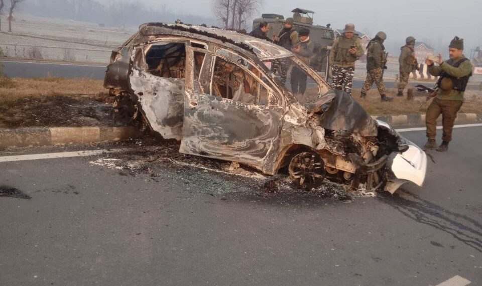 Car catches fire on highway in Kulgam, travellers safe