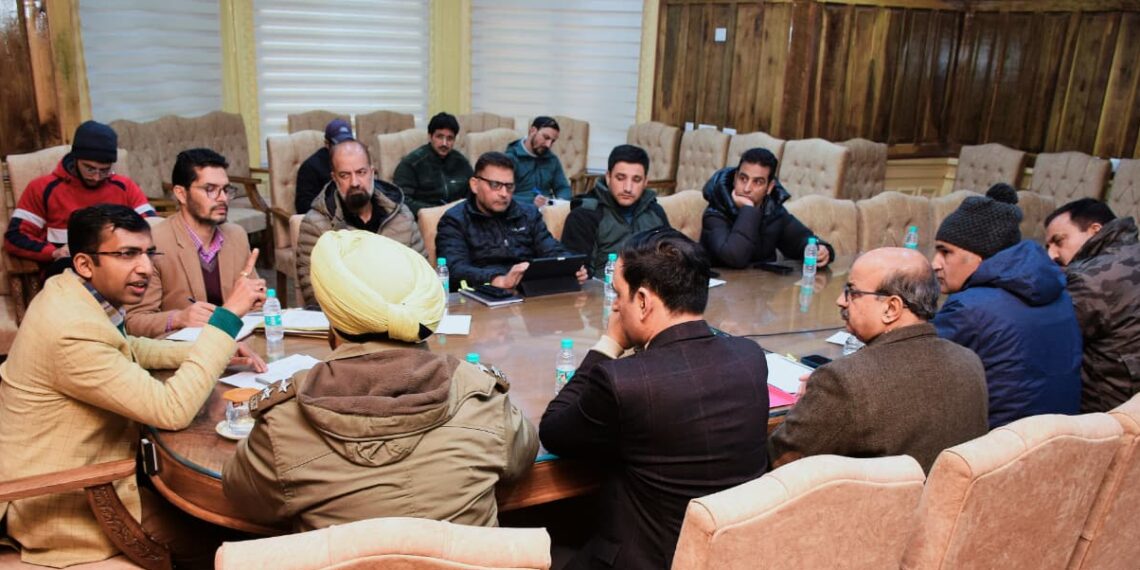 Div Com(K)for vibrant Winter Tourism Activities at Sonamarg