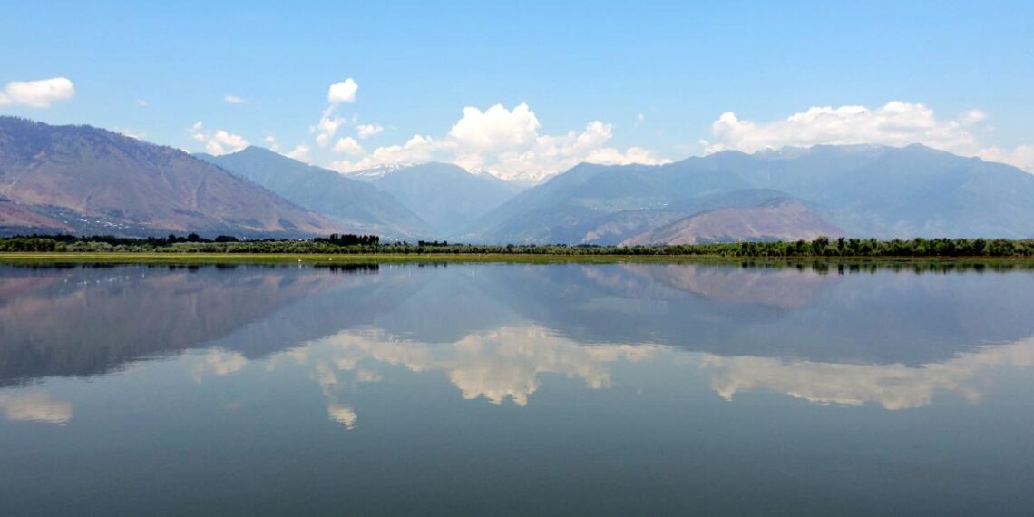 Rs 200 Cr. for conservation, management of Wullar Lake