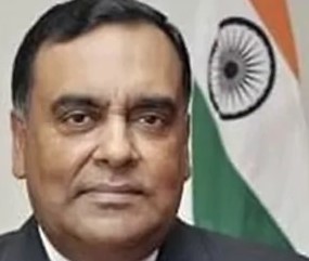 Yashvardhan Kumar Sinha takes oath as CIC