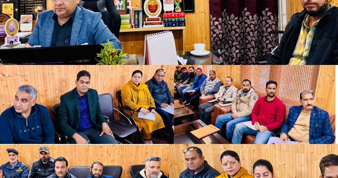 ADC Kathua reviews LPG supply, stresses proactive home delivery, strict monitoring