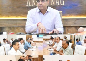 ADC Anantnag reviews progress on JK SAMADHAN Grievances, Directs time bound, quality grievance redressal