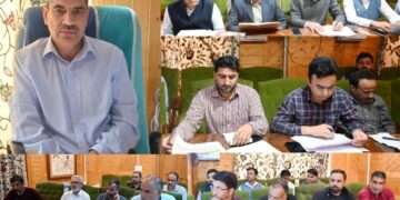 Additional Commr Kashmir Visits Shopian, Reviews progress of Land Records Digitization