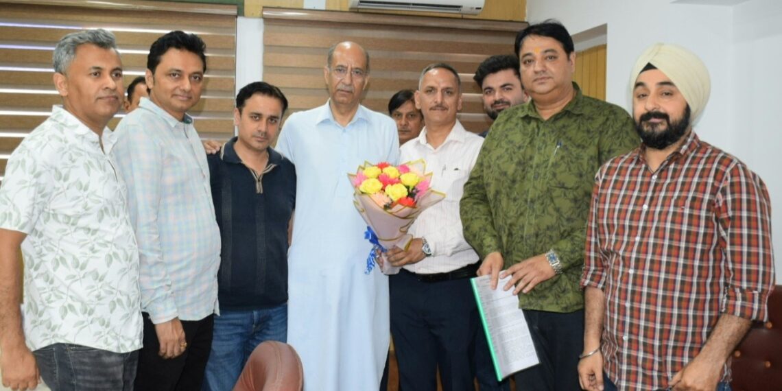 Advisor Nasir Aslam Wani holds interaction with Industrial, Trade Associations of Jammu