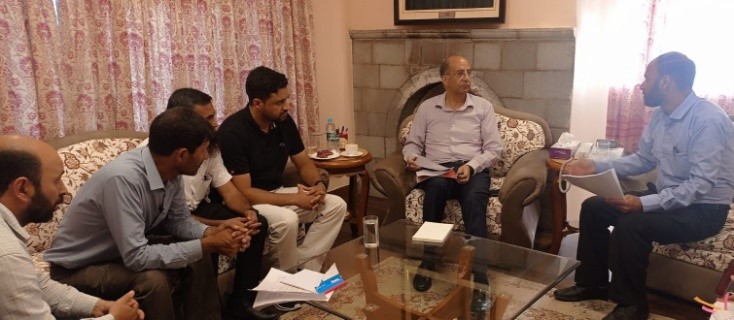 Advisor to CM meets public delegations, assures timely redress of issues