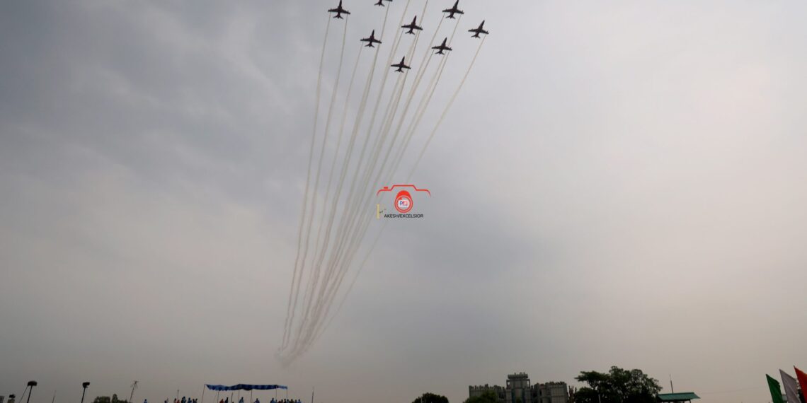 IAF’s Airshow To Commemorate 76 Years Of J&K’s Accession Enthrals Spectators