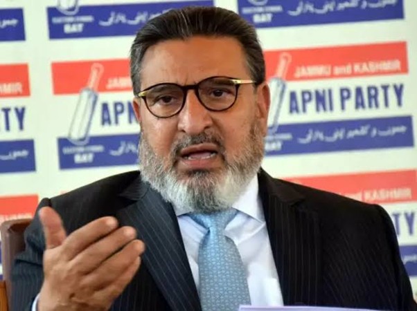 Centre Will Hopefully Take Positive Decision on J&K Statehood: Altaf Bukhari