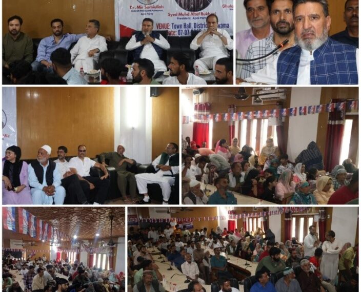 Declare Holiday on July 13 officially to Commemorate Martyrs’ Day: Apni Party tells JK Govt