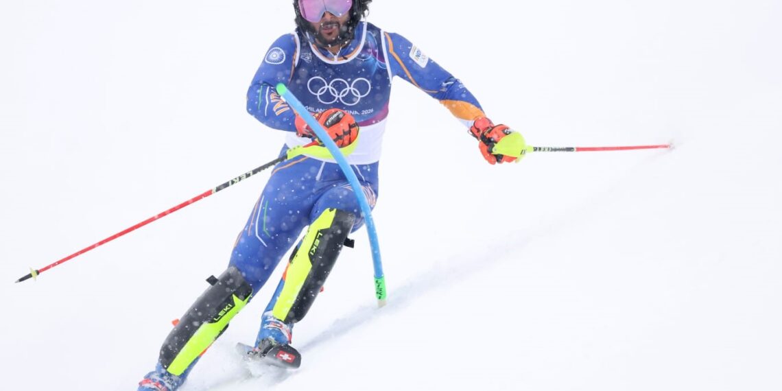 Olympian Arif Khan urges Union sports ministry to develop infrastructure in Gulmarg to meet global standards
