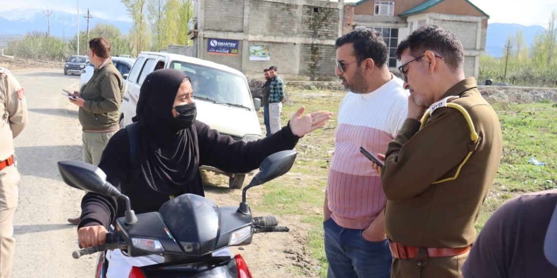 ARTO Ang, Muazzam Ali, urged the general public to strictly follow traffic, transport regulation5