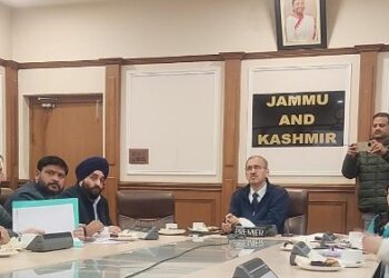 Pr. Secy Finance chairs FRC meet at Jammu