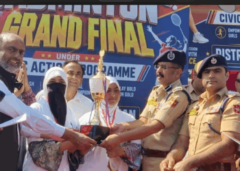 Police Concludes Girls Badminton Tournament In Shopian, Sedow School emerges victorious
