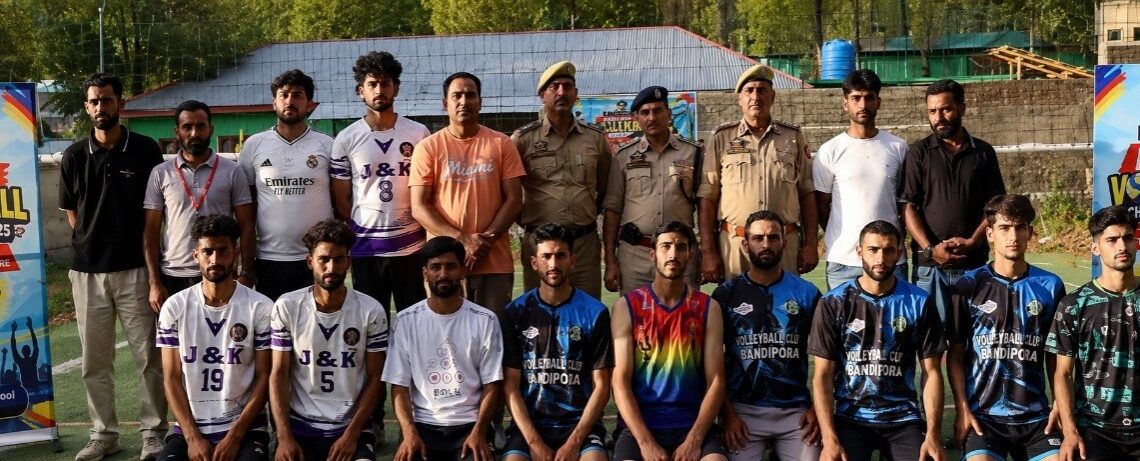 Bandipora Police Organises Knockout Volleyball Championship Under Civic Action Programme
