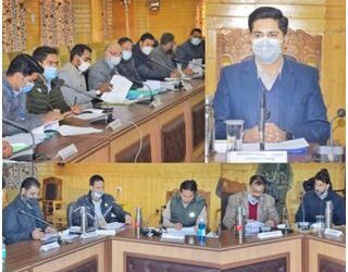 DDC B’pora chairs DLRC/ DCC meeting, Reviews performance of banks