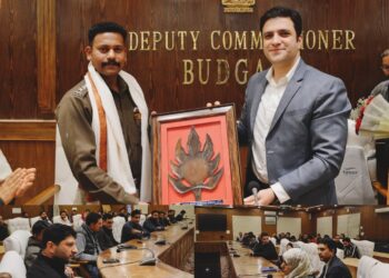 District Admin Budgam bids farewell to outgoing SSP Nikhil Borkar