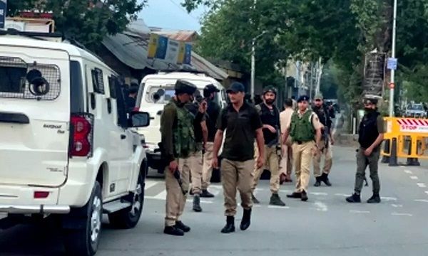 J&K bureaucrats, cops, Retd Judges, Politicians lose excess security cover