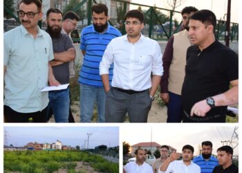 City Municipal Commr Srinagar inspects NCAP Works along NH-44