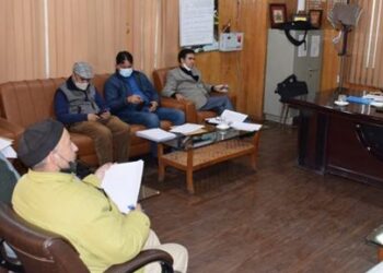 Comr Secy reviews functioning of Floriculture Deptt at a key meet in Srinagar