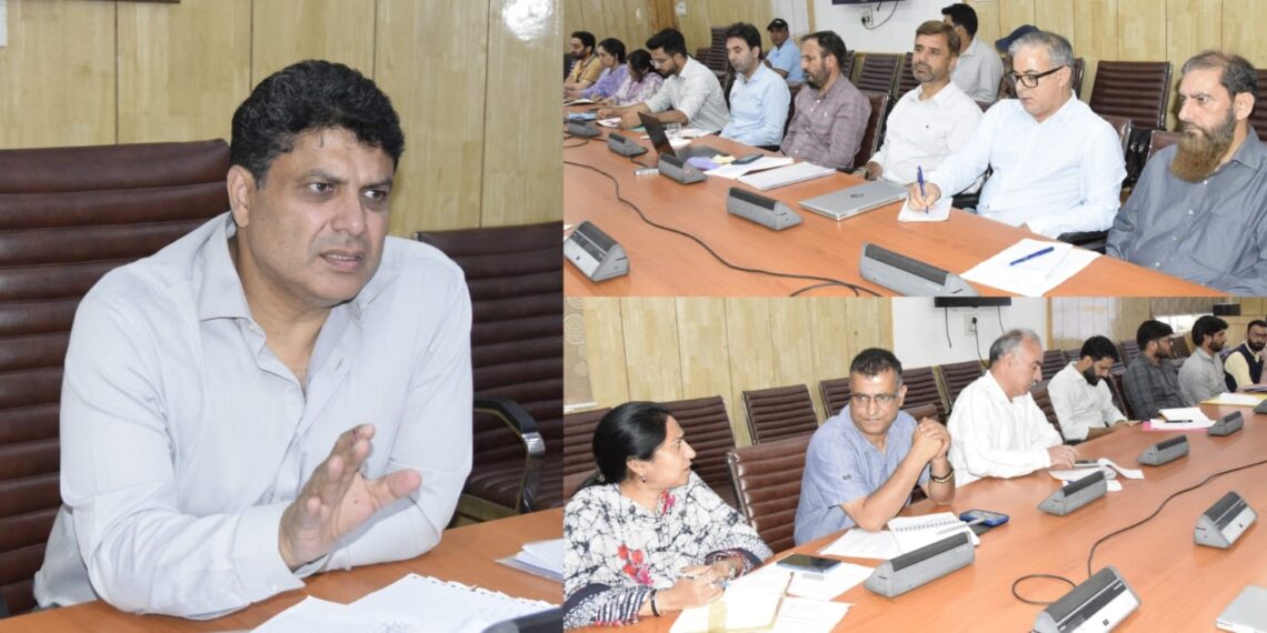 Commr Secy SWD reviews departmental schemes in Kashmir Div