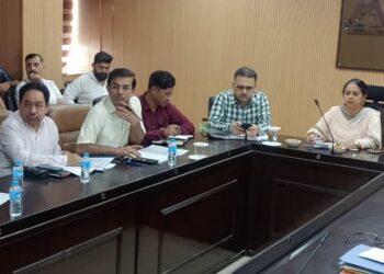 Commr Secretary H&UDD reviews SASCI flood restoration works in Jammu, conducts on-site inspections
