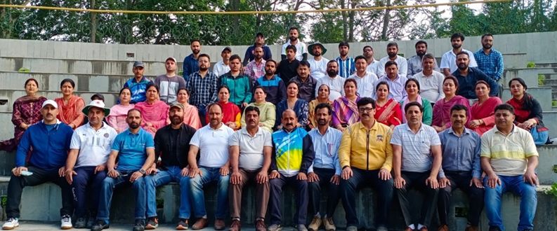 YSS Deptt concludes 7-day refresher course for Physical Education Educators, Ground-men at Kishtwar