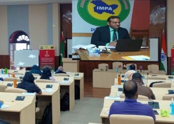 DG, IMPARD conducts online training session for the civil servants of Maldives