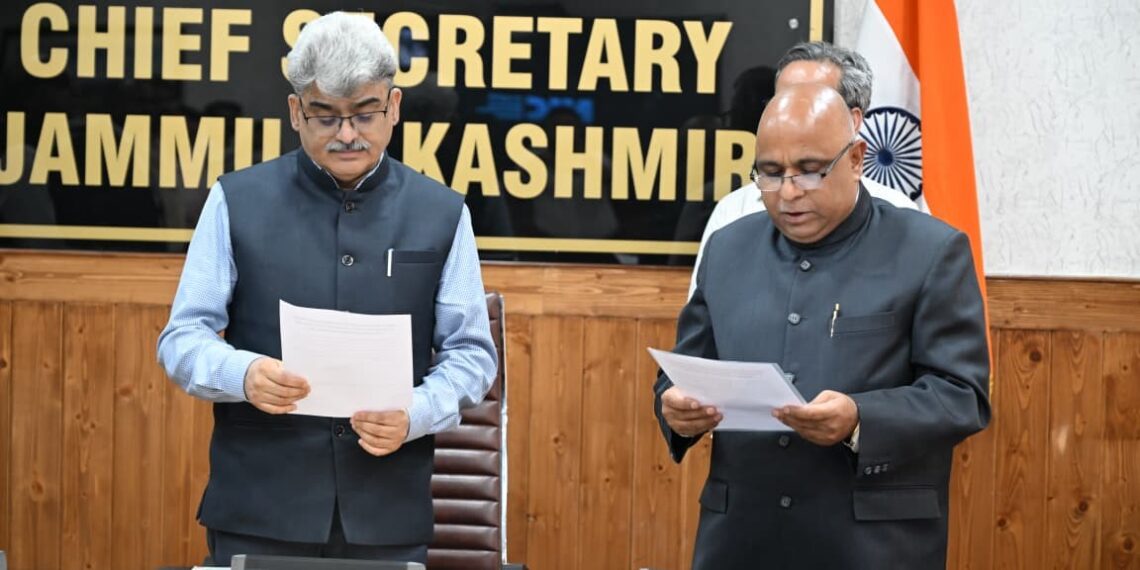 CS Administers Oath of Office to Chairperson, J&K WRRA