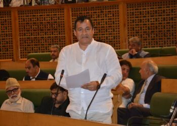 Govt intensifies measures to curb spurious pesticides, promote safe and judicious use in J&K: Javid Dar