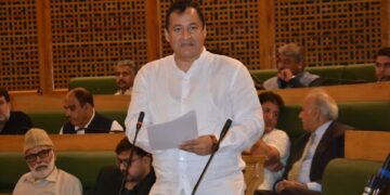 Govt intensifies measures to curb spurious pesticides, promote safe and judicious use in J&K: Javid Dar