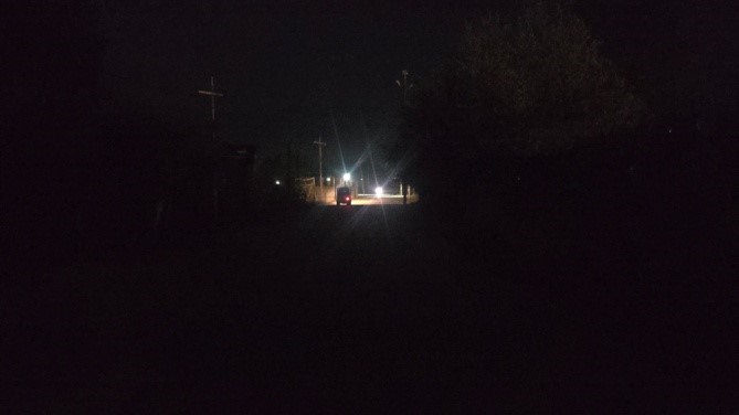 Dark Stretch Outside DH Ganderbal Raises Safety Concerns Among Residents