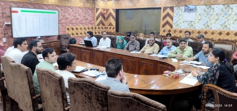 DC Kupwara reviews progress of Poshan schemes