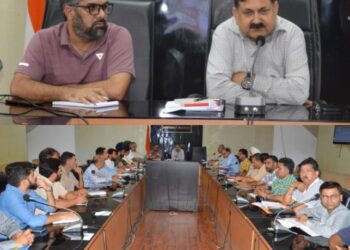 DC reviews progress of Agriculture, Allied Sector Schemes in Poonch Distt