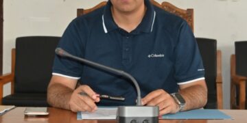 DC Anantnag reviews arrangements for NEET (UG) 2026, stresses adherence to SOPs, guidelines